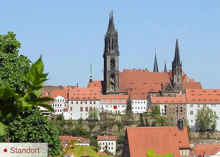 Wappenhaus Am Domplatz * Meißen